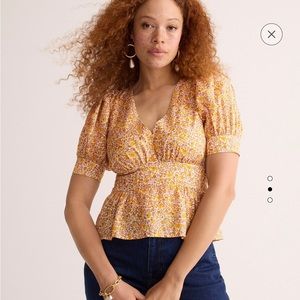 New J CREW Puff-sleeve V-neck top in scattered blooms